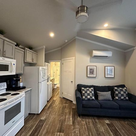 Charming Tiny Home! Close To Oxford, Sardis Lake, Safari Animal Zoo Exterior photo